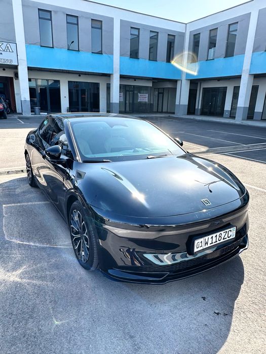 Zeekr 007 srochna 2024