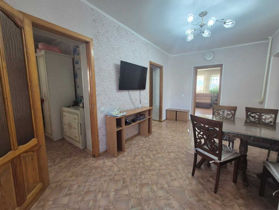 Продам дом 2 этажа 160 кв. м