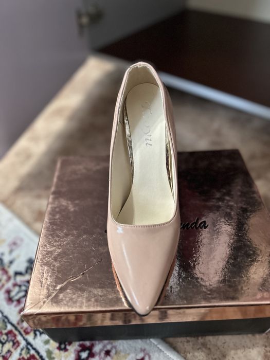 Женские туфли