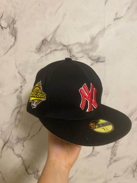 Sapca New Era - Perfecta pentru toate anotimpurile!