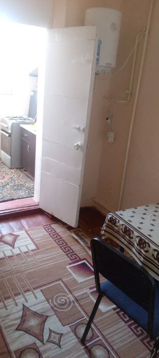 Qarshi sh. Kvartira sotiladi 1 honali 4 etaj