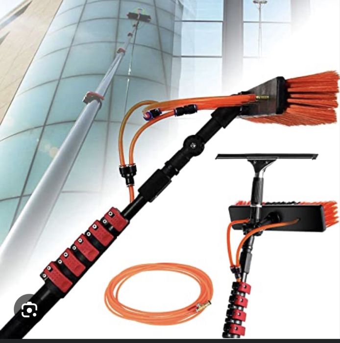 Четка за почистване на прозорци  с маркуч 30м TUCKER и соларни панели