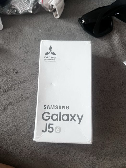 Продам телефон Samsung!