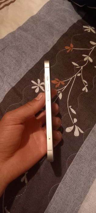 iphone 13 без горатии