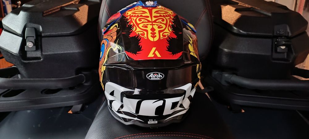 Кросова каска AIROH