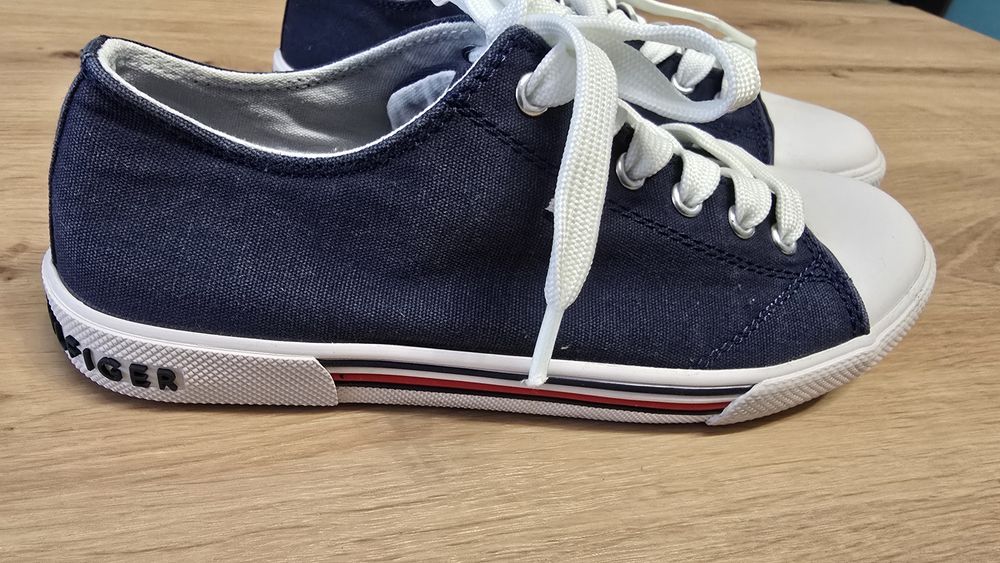 Tenisi copii Tommy Hilfiger