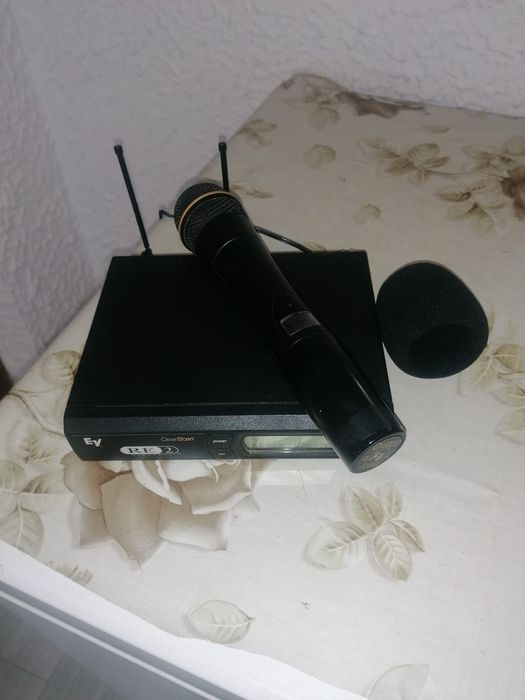 Microfon wireless electrovoice re2 cu capsula nd 767(shure, sennheiser)