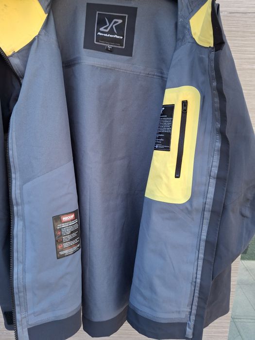 RVRC Revolition  Race  Aphes  Pro  Hard Sheel Jacket - Мъжка Висококачествена  хард шел мембрана.