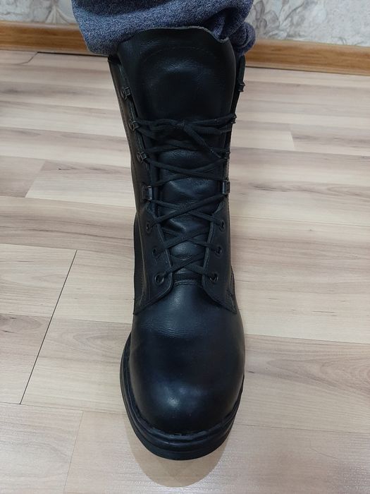 Берцы кожаные новые