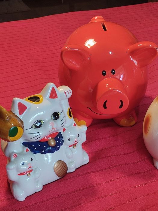 Фарфоровые статуэтки-копилки