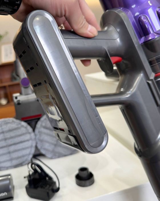 Пылесос Дайсон для уборки