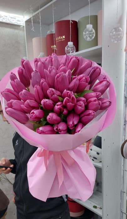 Цветы 51 шт тюльпан .