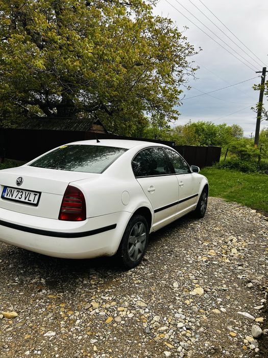Ofer spre vanzare Skoda Superb 1
