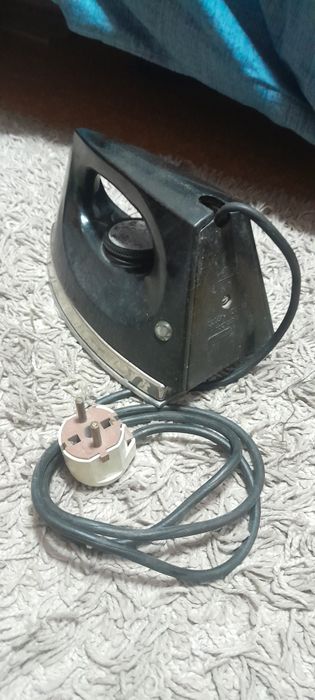 Утюг Советский .