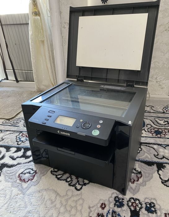 Принтер МФУ Canon MF4410 3в1
Картридж новый, печатает отлично 
Шнуры в
