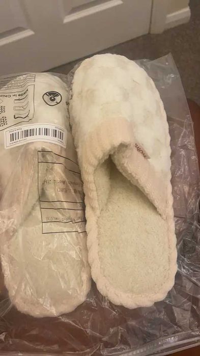 Пухкави домашни чехли / пантофи № 39-40 супер меки, удобни,за подарък