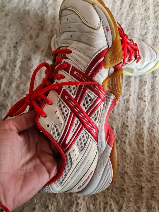 Обувки и маратонки