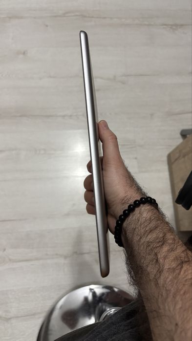 Vand iPad A1954 6th Gen 9,7 32GB WiFi + Cellular