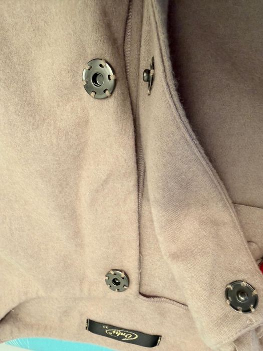 Vesta cu funda , din lana