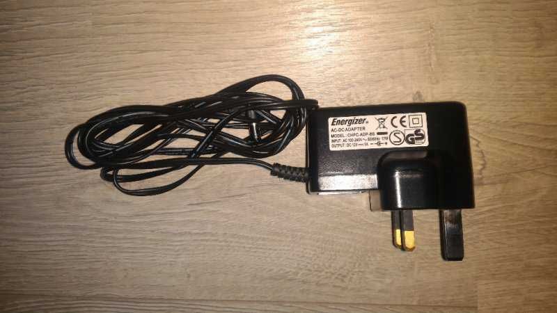 Зарядно устройство за батерии ENERGIZER