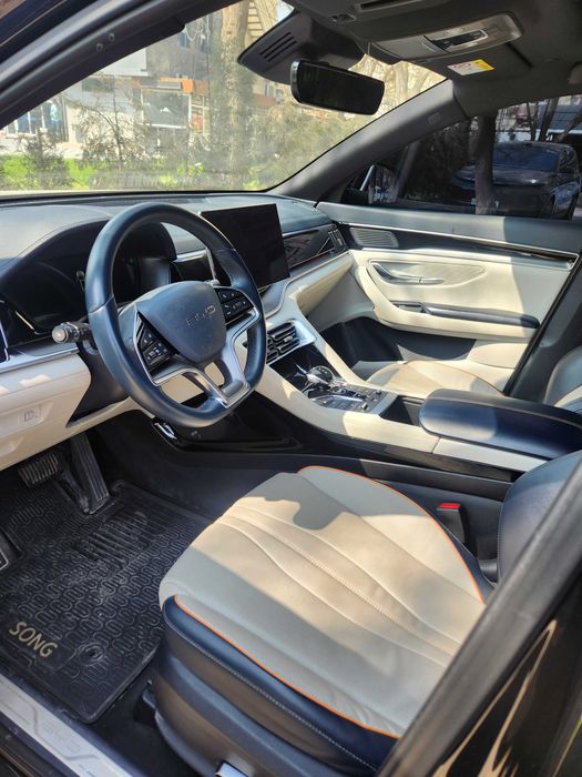 BYD Song Gibrid 2023 йил, 2-поз