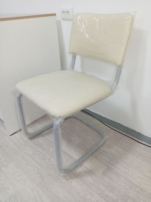 Продам офисные стулья Сильвия