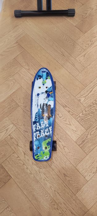 Продам скейт синий