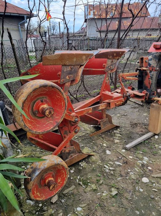Tractor Universal 445