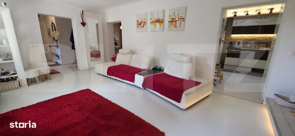 Proprietate Exclusivista: 2 Case, Piscina si Teren de Tenis pe 3833 mp
