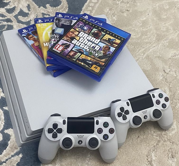 Play Station 4 Pro 1 TB