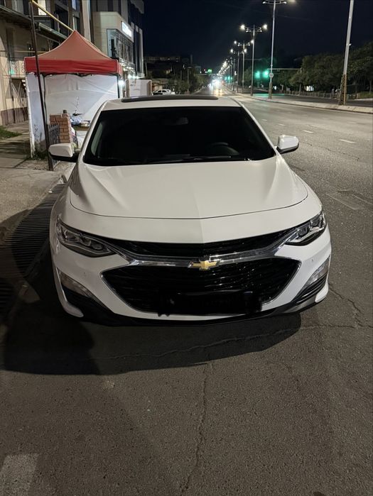 Malibu 2 2.4 sotiladi kelishiladi