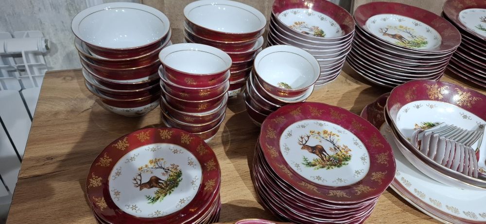 Набор посуды на 12 персон