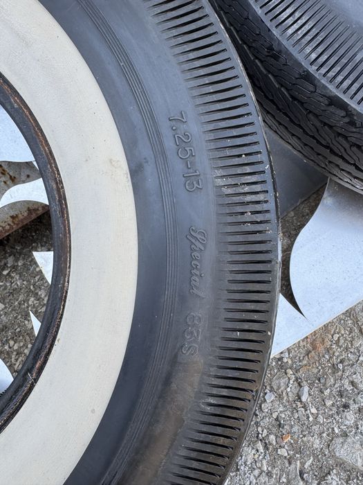 Гуми за ретро автомобили BFGoodrich Whitewall 7.25-13S Tire