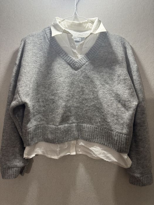 Дамски блузи и пуловери