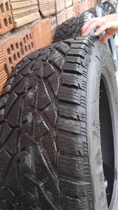 Чисто Нови гуми235/55  R18,SUV,DOT24