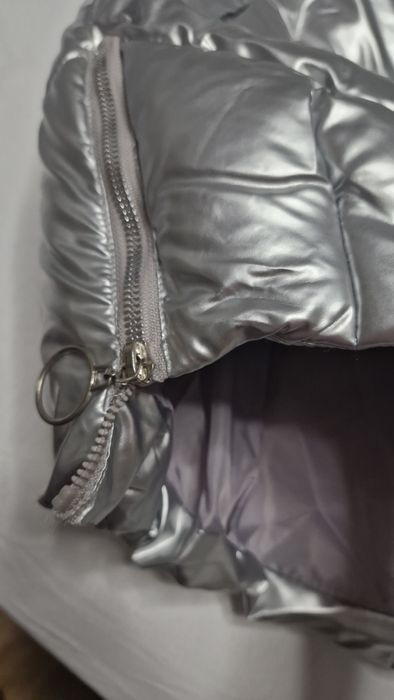 Нов дамски елек М размер