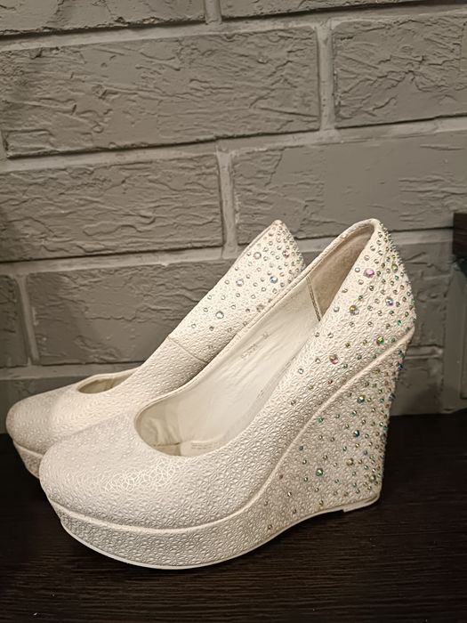 Продам туфли в отличном состоянии