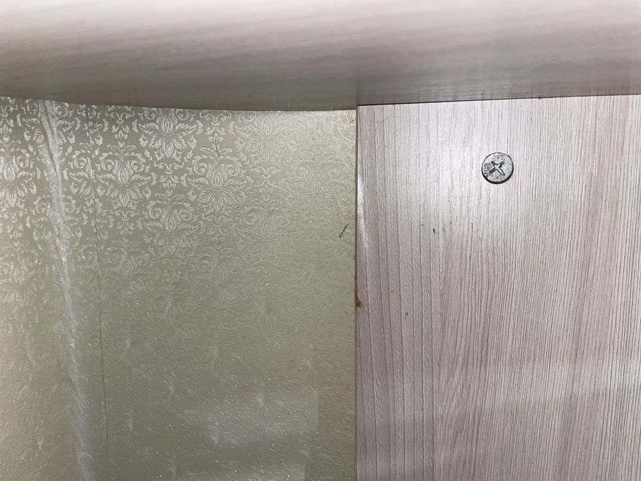 Продам компьютерный стол б/у