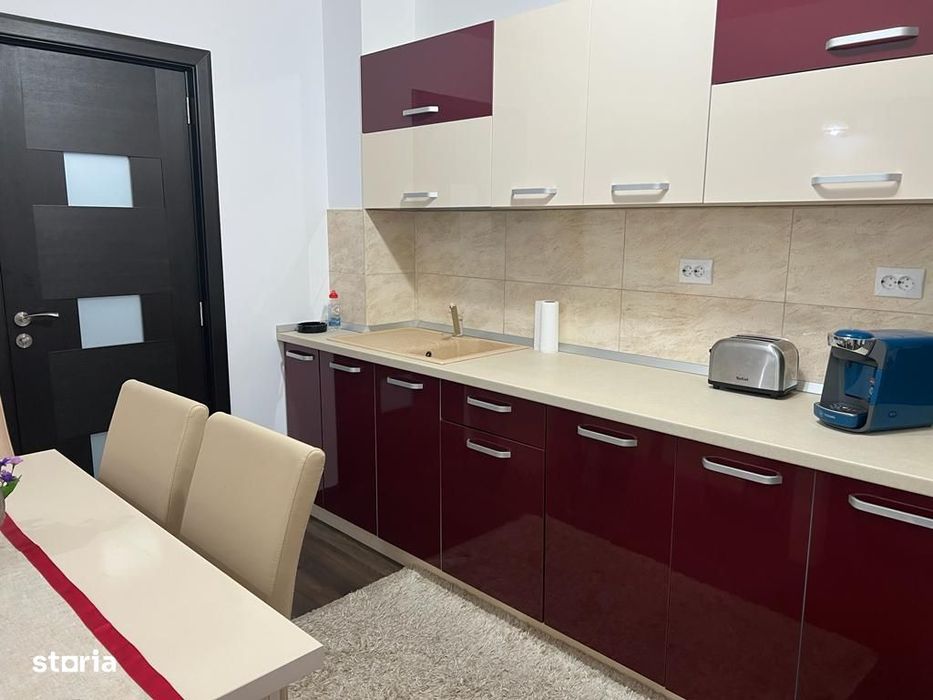 Inchiriere apartament 3 camere, de lux, Targoviste, micro 3, CEC