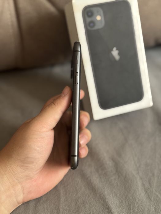 Iphone 11 без ремонта акум 75%