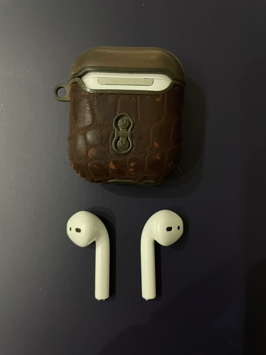 Эйрподсы 2 в отличном состояний, недорого