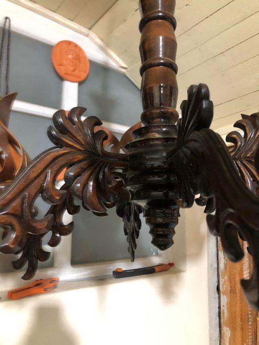 Candelabru sculptat,lemn masiv