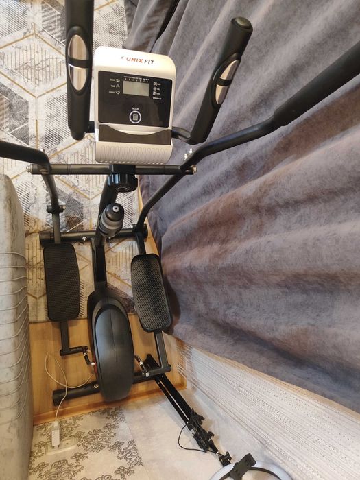 Продам эллиптический тренажёр