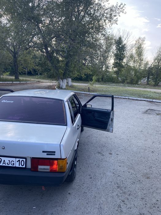 Продам ваз 21099