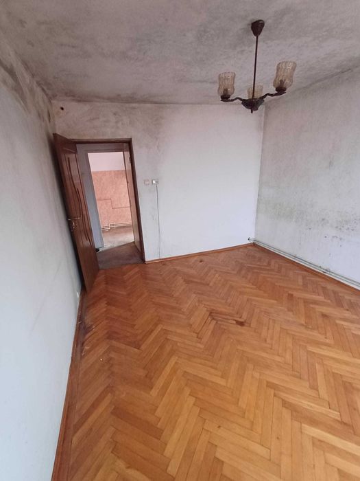 Apartament 2 cam de vânzare – 45 mp suprafat construita, Tg Jiu Gorj