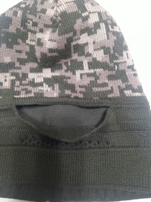 Теплая новая шапка 56-58 размер