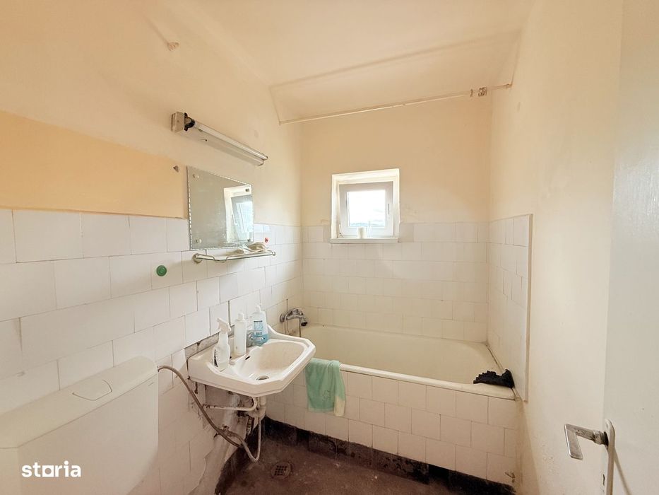 Vand apartament cu 2 camere, cu vedere superba, zona Semicentrala