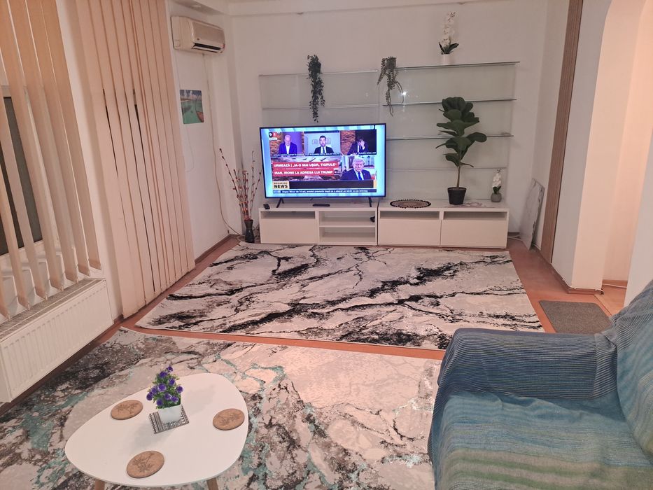 **ÎNCHIRIEZ Apartament Ultracentral Ploiești**