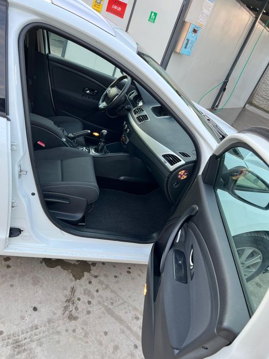 Renault Megane 3 - 1.5 dci (110 cp)