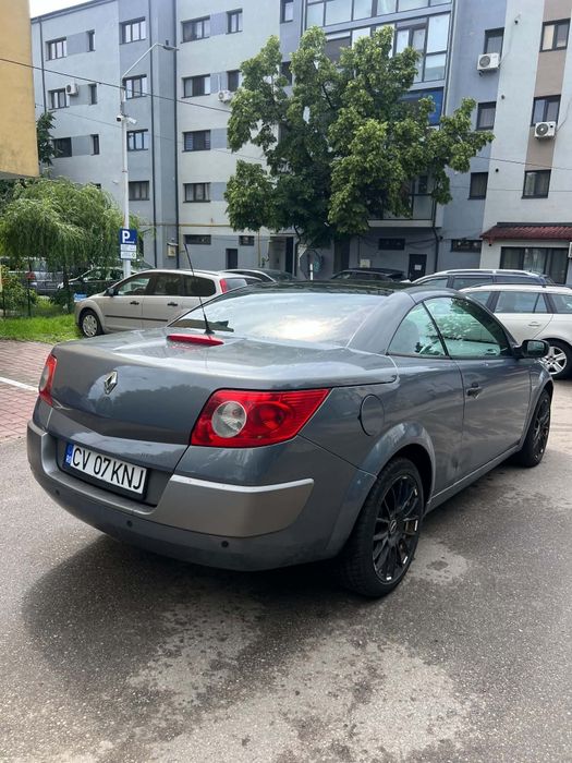 Vând Renault megan